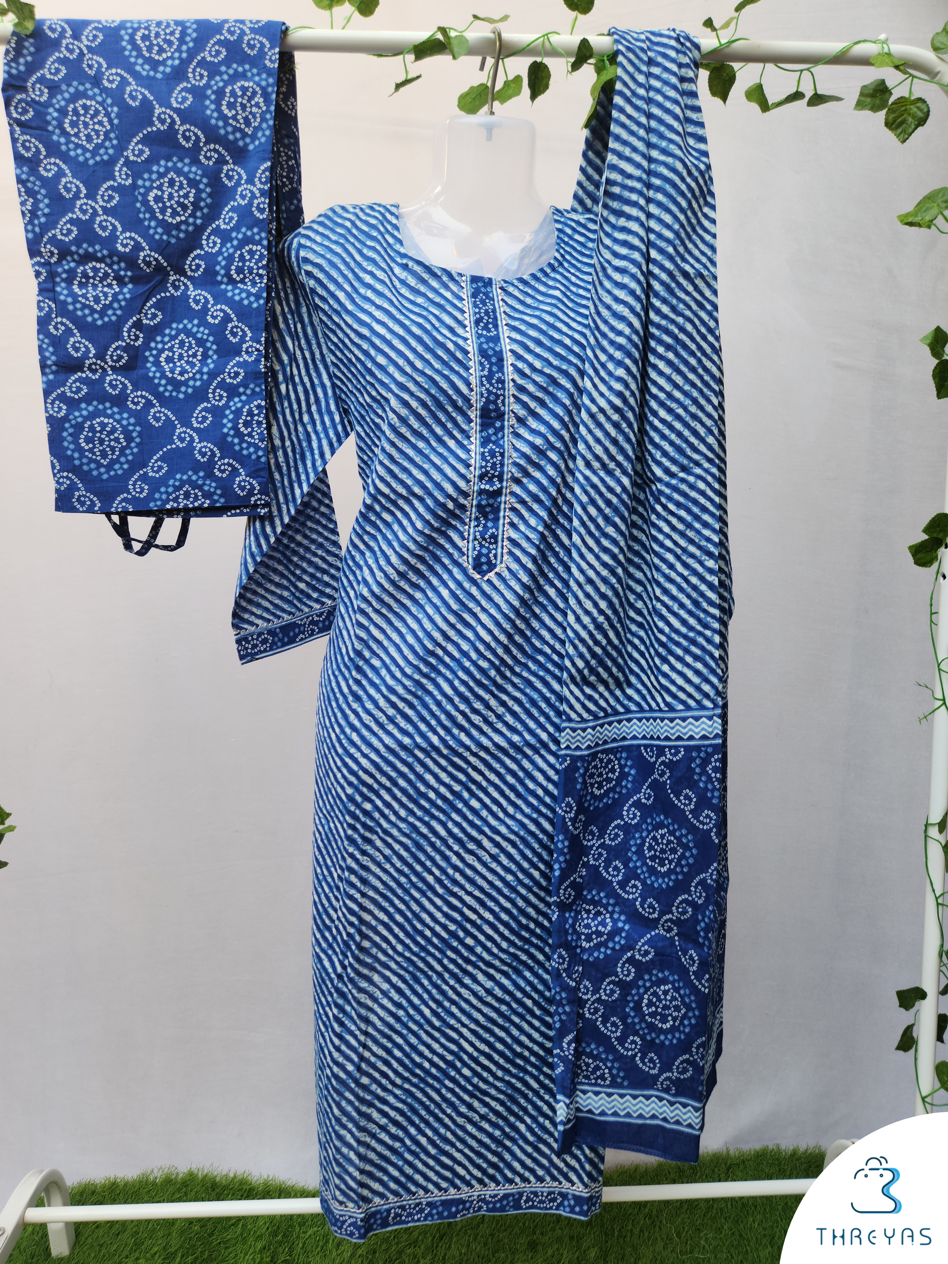 Blue Cotton Kurtha Set for women | Stylish Kurthis & Kurtis Sets for Women | Threyas