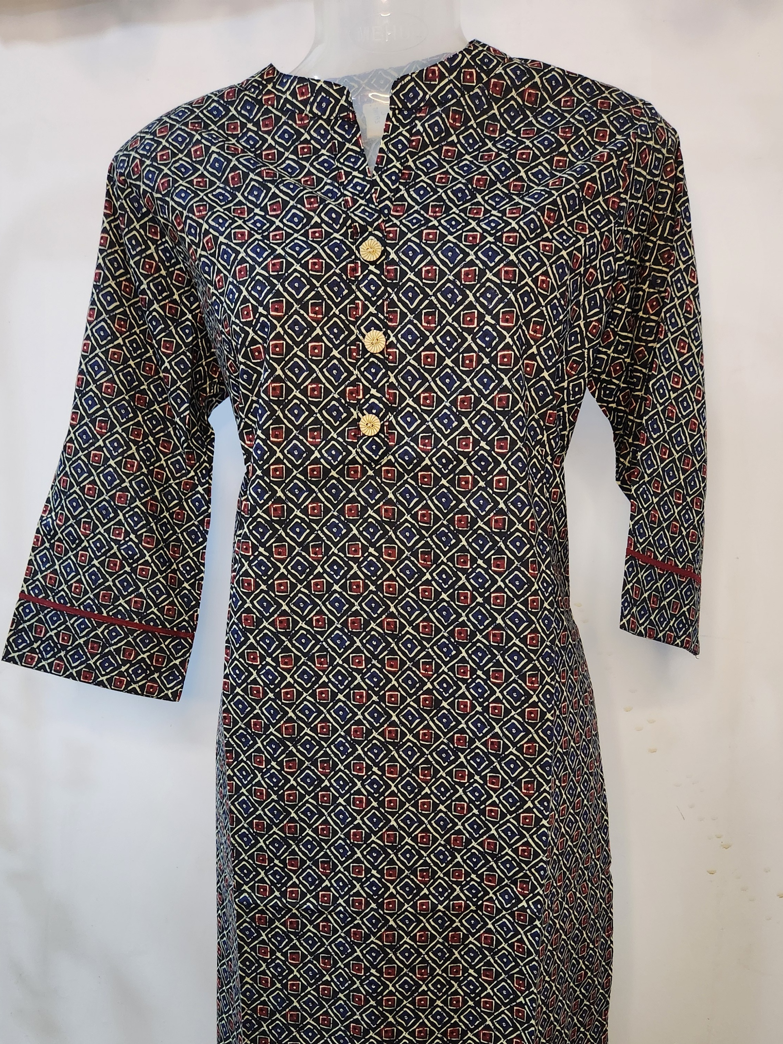 Black Printed Long Kurti for women | Stylish Kurthis & Kurtis Sets for Women | Threyas