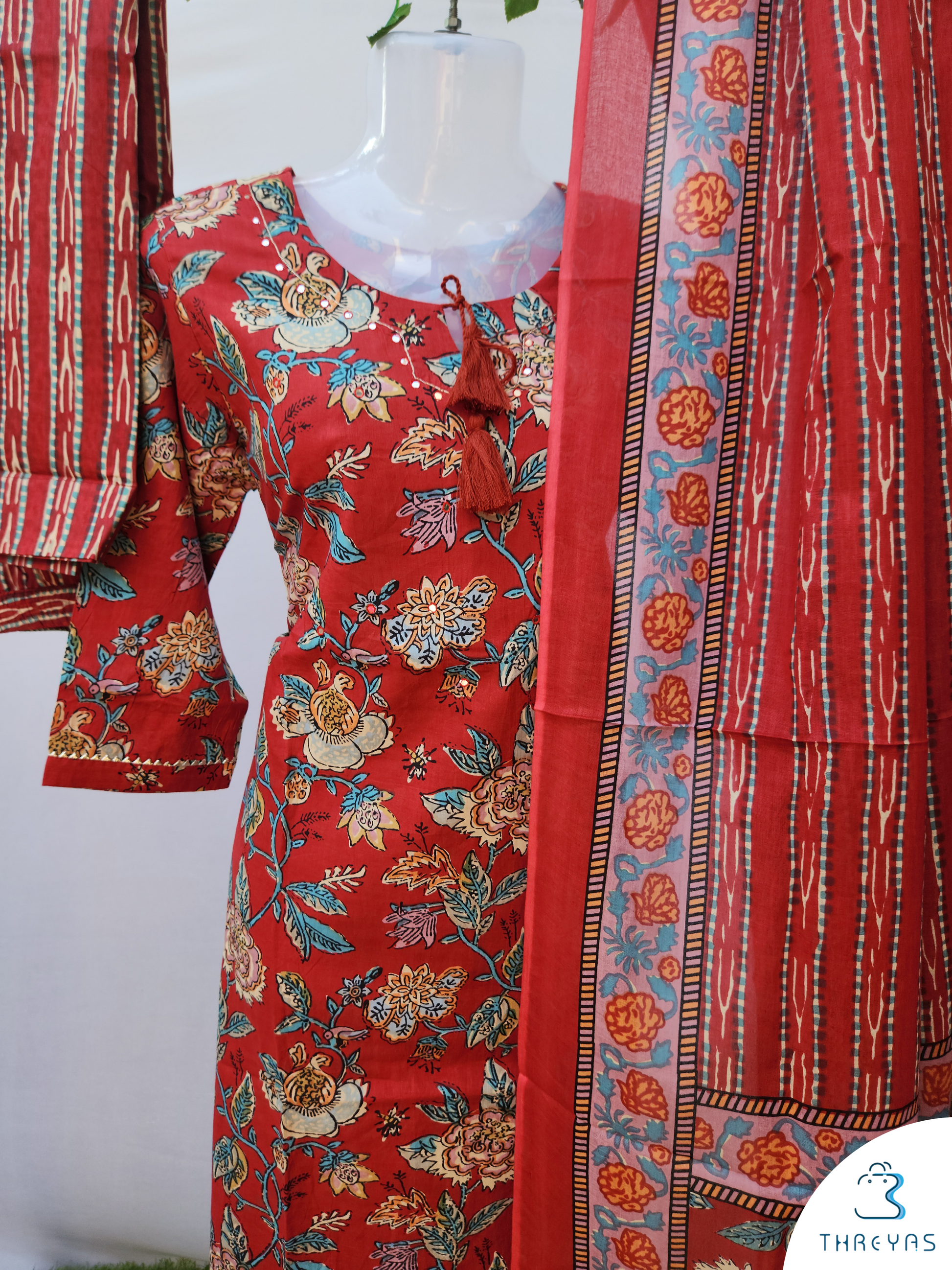 Red Cotton Kurthis Set for women |  Stylish Kurthis & Kurtis Sets for Women | Threyas 