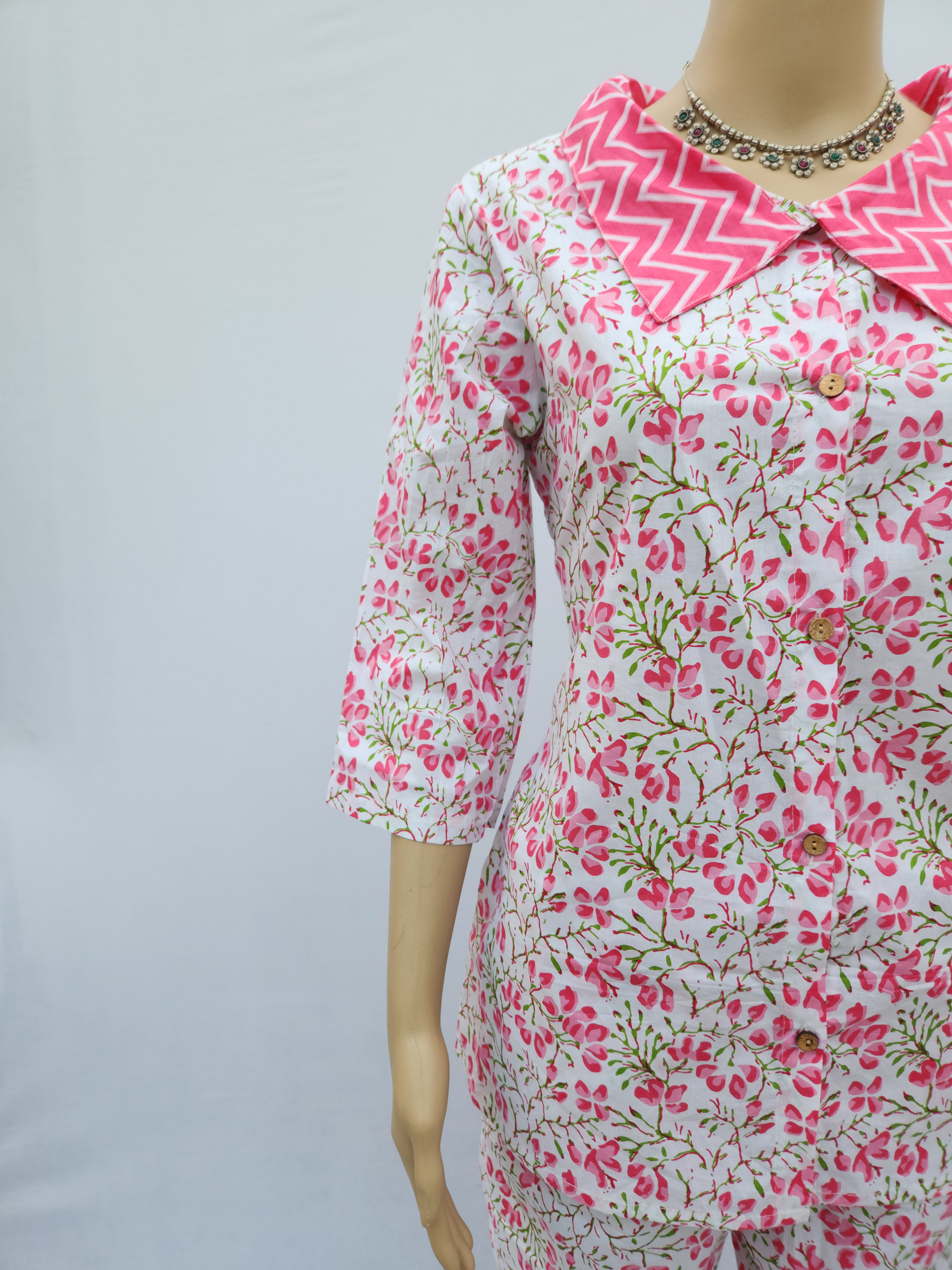 Light Pink Cotton Hand Block  Printed Co-Ord Set for women |  Stylish Kurthis & Kurtis Sets for Women | Threyas 