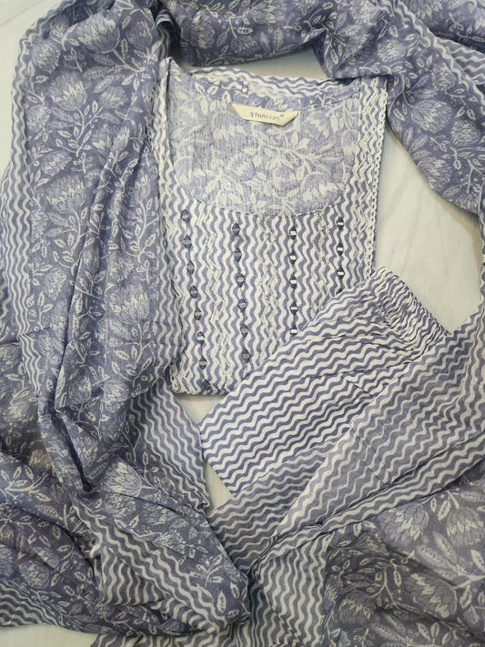 Gray Paisley Printed Cotton Kurti Set with Mirror Work – Round Neck Anarkali